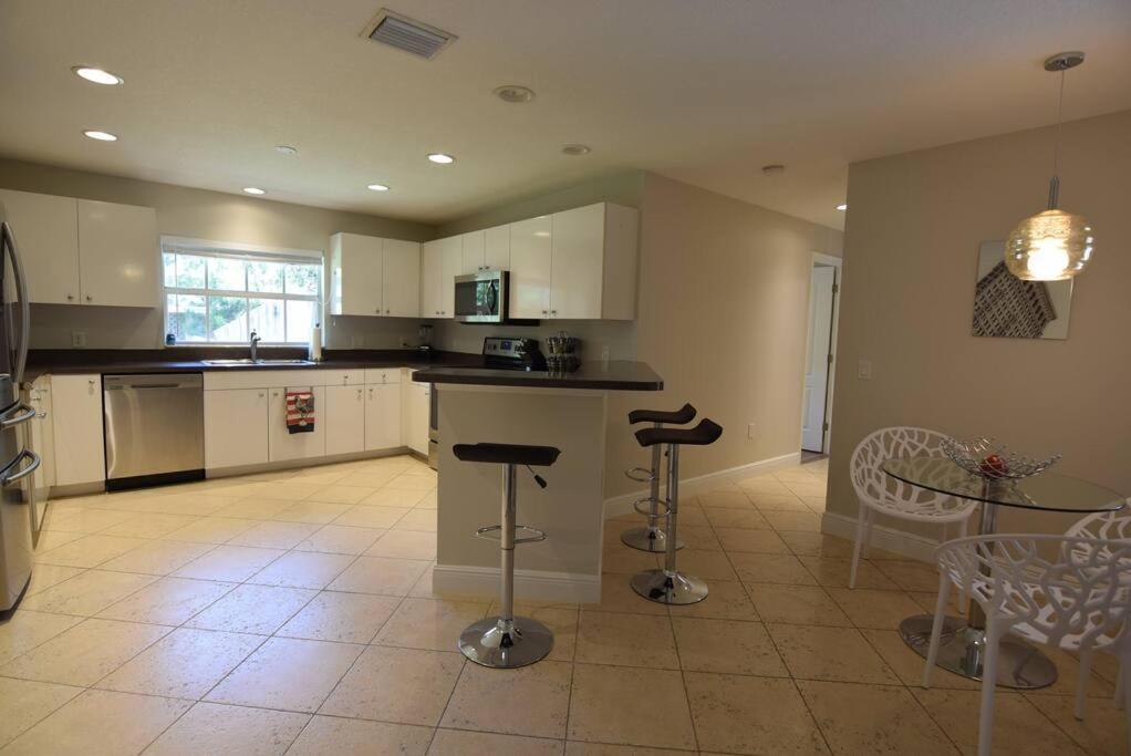 Bernice 3Bd2Bth With Heated Pool Near Siesta Key! Sarasota Exterior photo